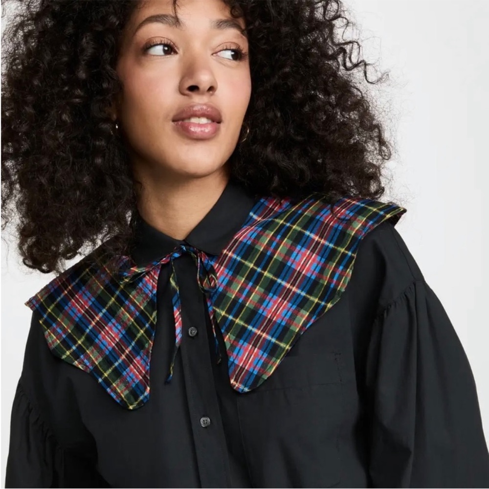 Ganni Collar in Wavy Plaid